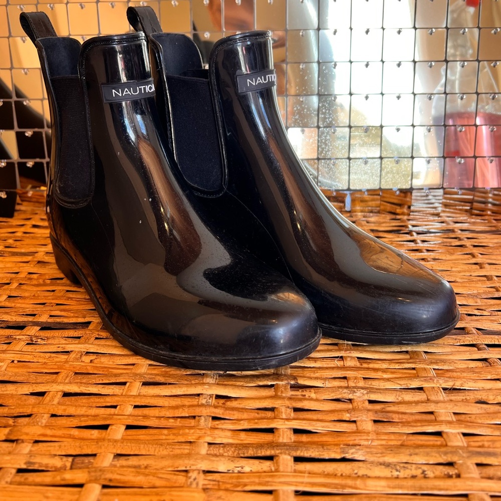 Nautica black rain boots